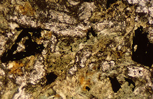 Figure 28a and 28b