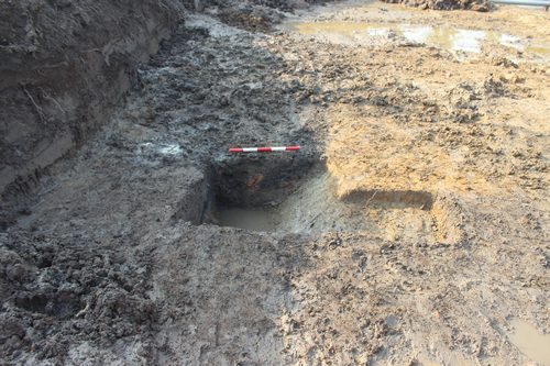 ditch group 1008 and modern pit group 1018