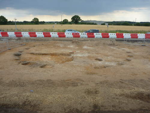 Ring-gully enclosure, facing west. 0.5m scale units